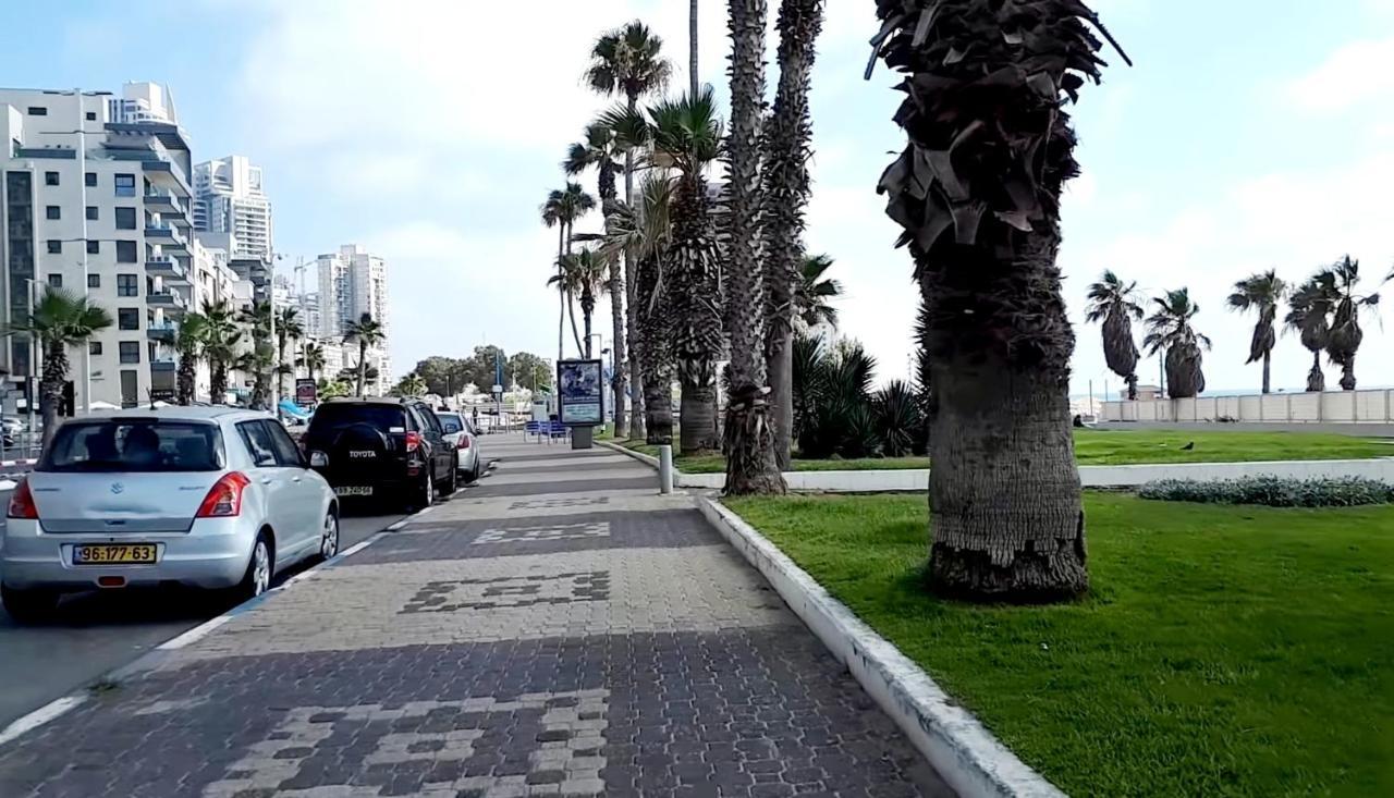 Beachfront Studio Apartment Bat Yam 412 Ngoại thất bức ảnh