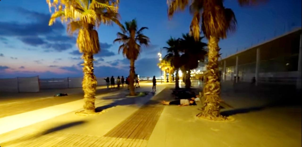 Beachfront Studio Apartment Bat Yam 412 Ngoại thất bức ảnh