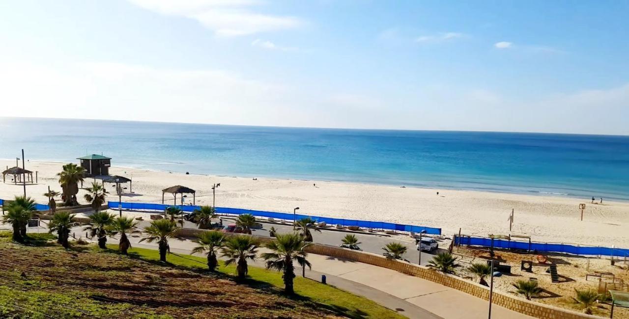 Beachfront Studio Apartment Bat Yam 412 Ngoại thất bức ảnh