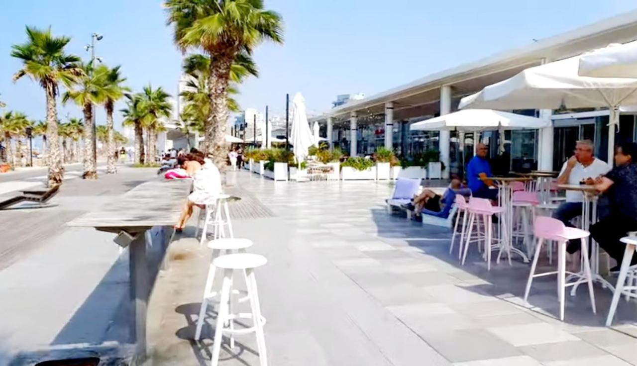 Beachfront Studio Apartment Bat Yam 412 Ngoại thất bức ảnh