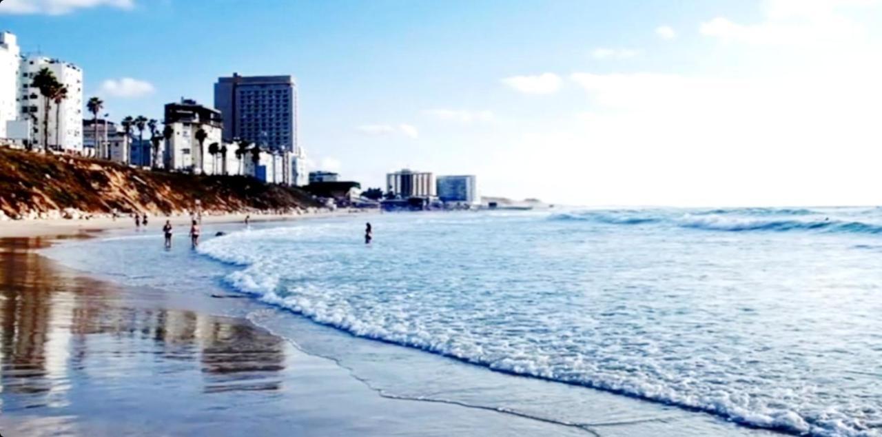 Beachfront Studio Apartment Bat Yam 412 Ngoại thất bức ảnh