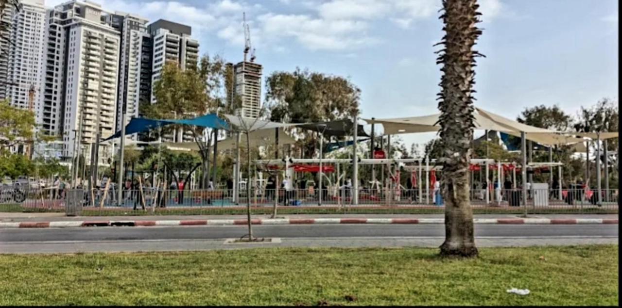 Beachfront Studio Apartment Bat Yam 412 Ngoại thất bức ảnh