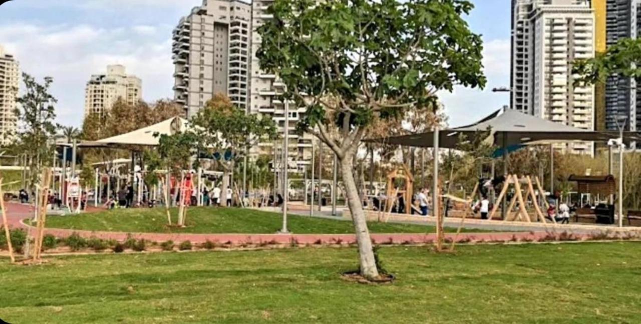 Beachfront Studio Apartment Bat Yam 412 Ngoại thất bức ảnh