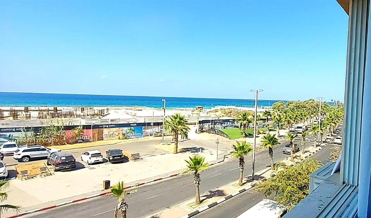 Beachfront Studio Apartment Bat Yam 412 Ngoại thất bức ảnh